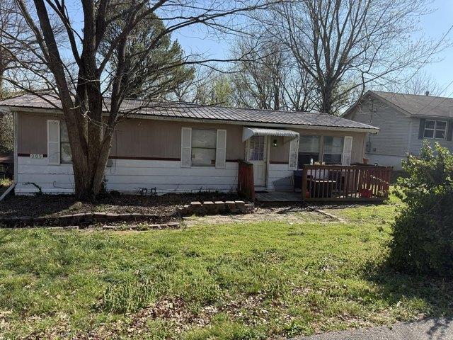 House for sale in Stone, Missouri