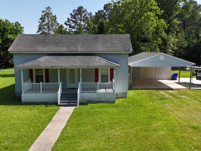 House for sale in Hallsboro, North Carolina