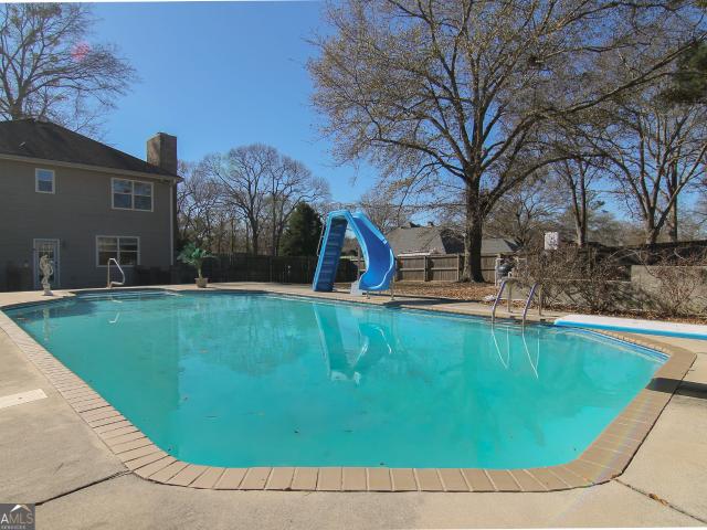 House for sale in Kathleen, Georgia