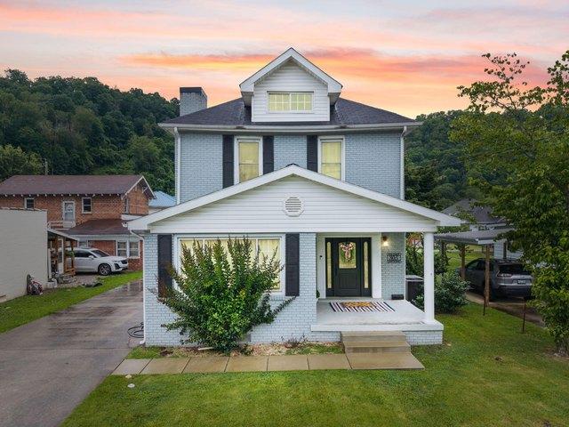 House for sale in Hagerhill, Kentucky