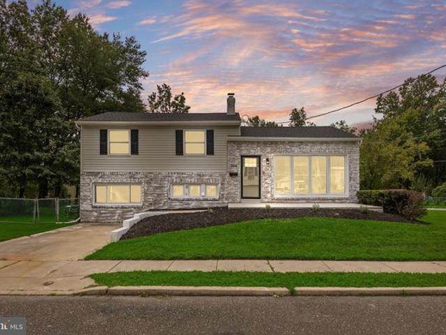 House for sale in Somerdale, New Jersey