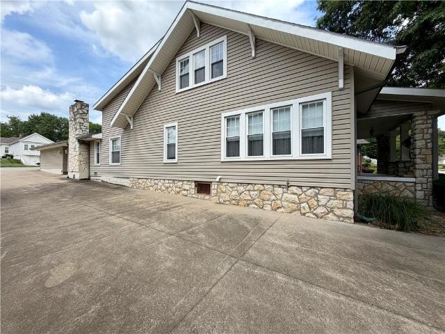 House for sale in Wathena, Doniphan County