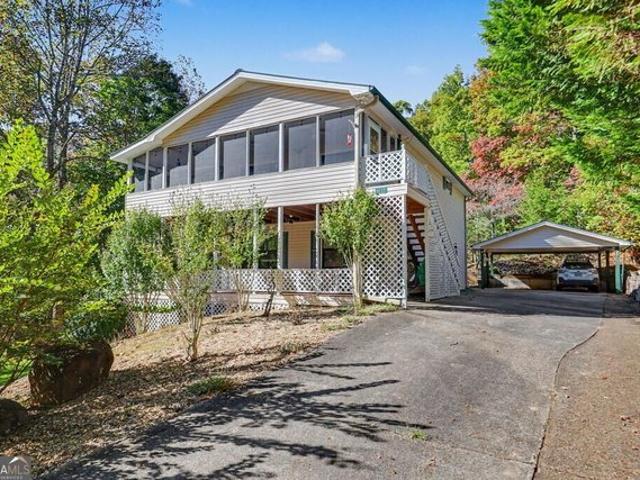House for sale in Hiawassee, Towns County