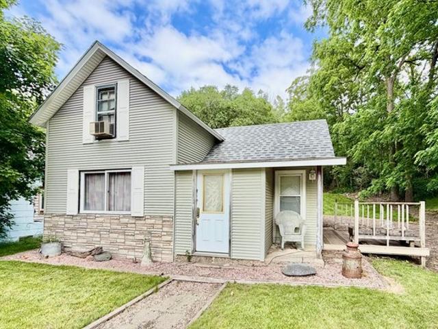House for sale in Lake Benton, Minnesota