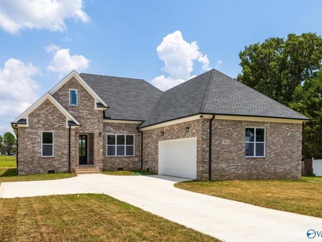 House for sale in New Market, Alabama