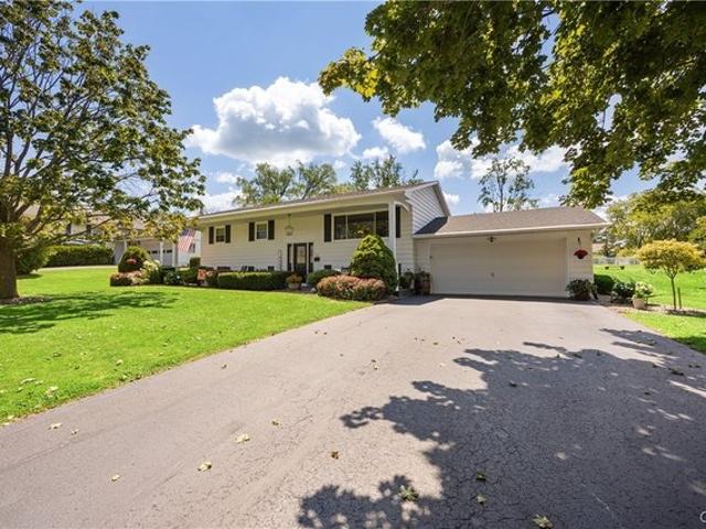 House for sale in Oneida, New York
