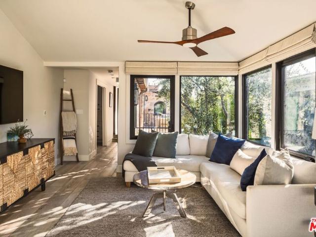 House for sale in Balboa Island, Corona Del Mar