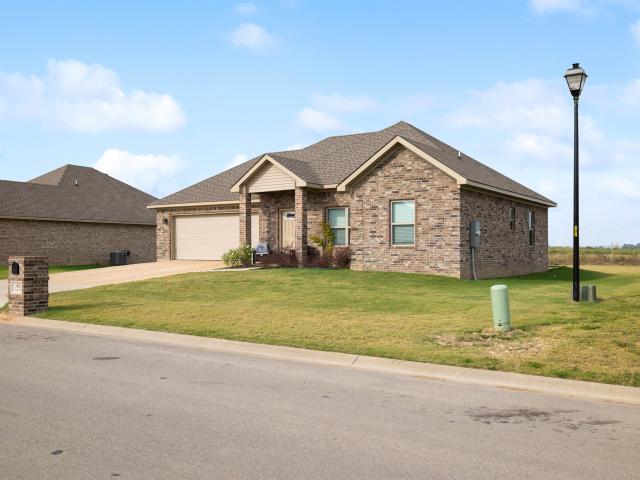 House for sale in Ark
