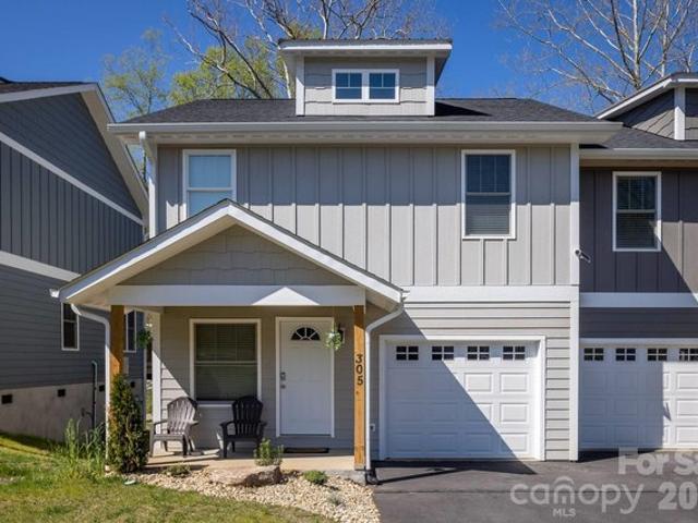 Townhouse for sale in Asheville, North Carolina