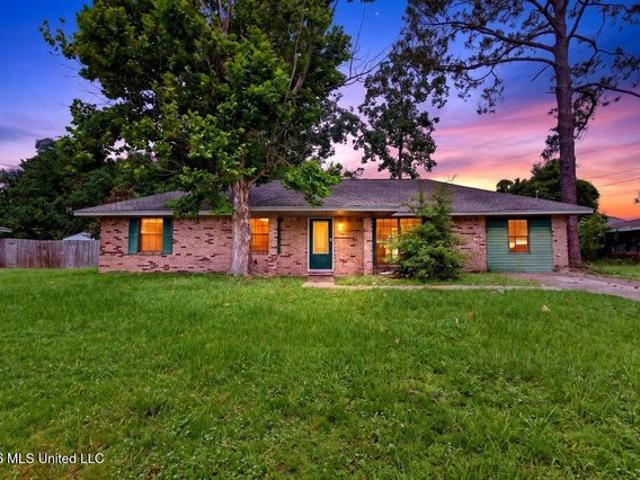 House for sale in Long Beach, Mississippi