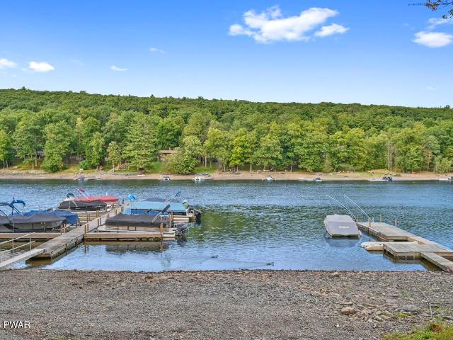 House for sale in Greentown, Pennsylvania