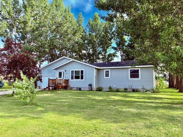 House for sale in Warroad, Minnesota