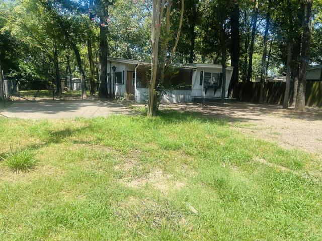 House for sale in Henderson, Texas