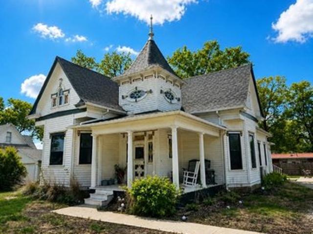 House for sale in New Virginia, Iowa