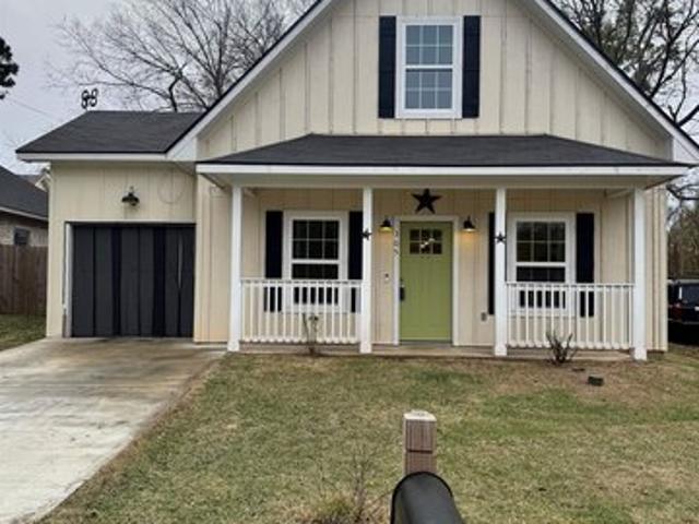 House for sale in Gladewater, Texas