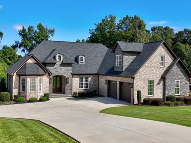 House for sale in Anderson, Anderson County