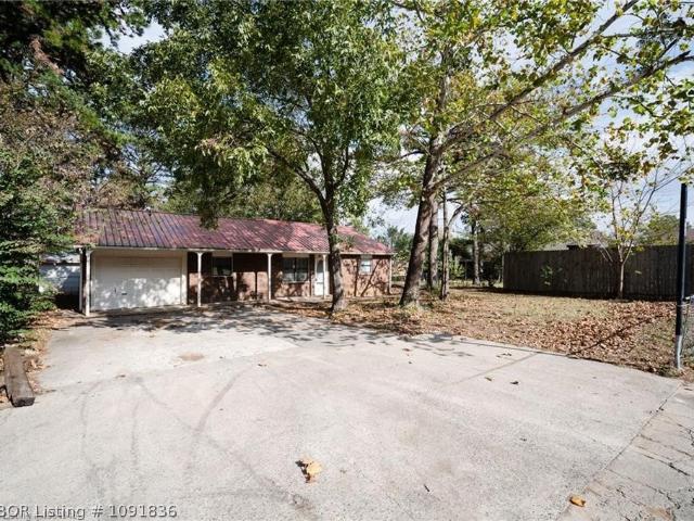 House for sale in Poteau, LeFlore County