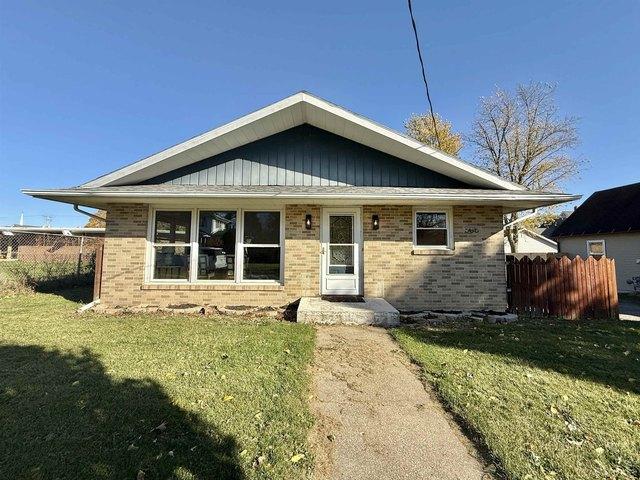 House for sale in Clinton, Rock County