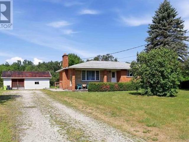 House for sale in Sault Sainte Marie, Ontario