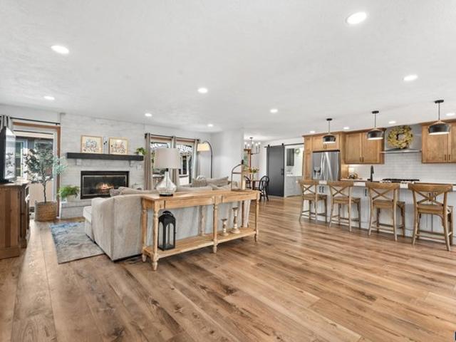 House for sale in Hartford, Minnehaha County