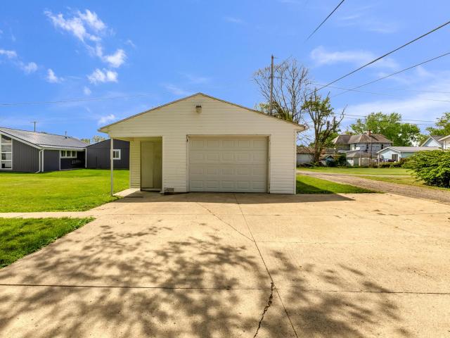 House for sale in Utica, Ohio