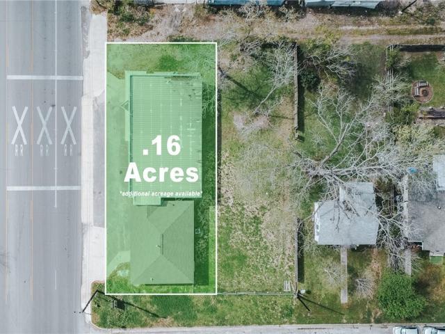 Commercial for sale in Victoria