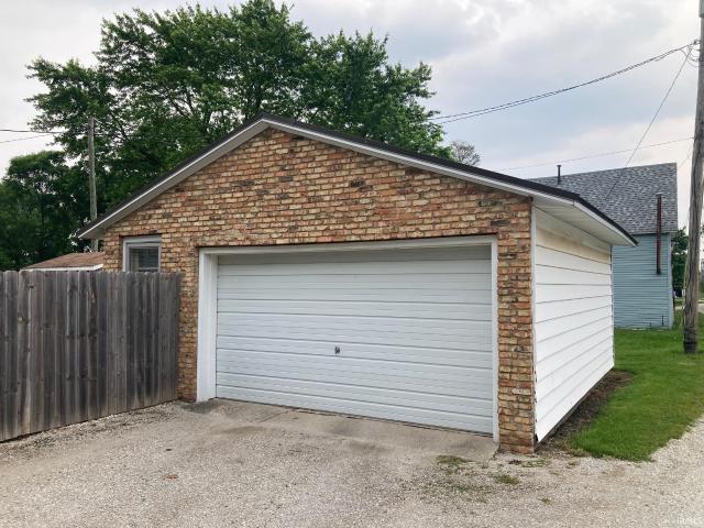 House for sale in Fowler, Indiana