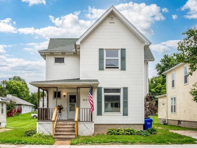 House for sale in Elmwood, Illinois
