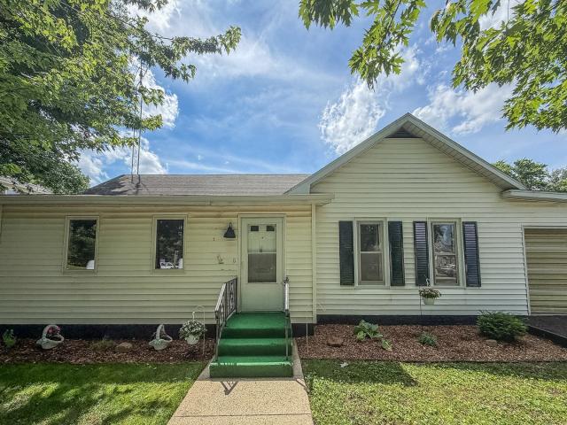 House for sale in Farmer City, Illinois
