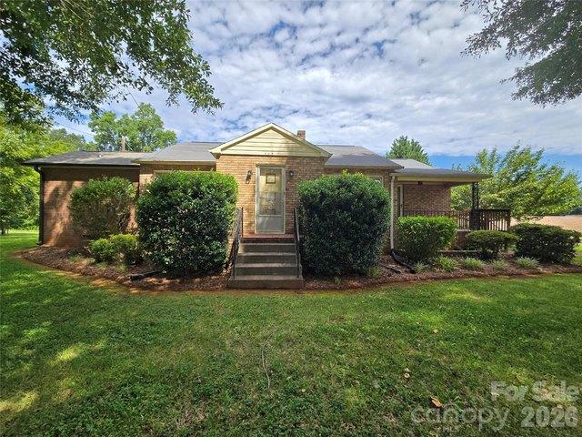 House for sale in Morganton, Burke County