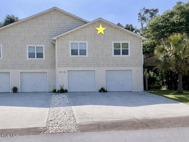 Townhouse for sale in Emerald Isle, North Carolina