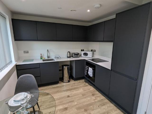 House for rent in Old Trafford, Trafford Park