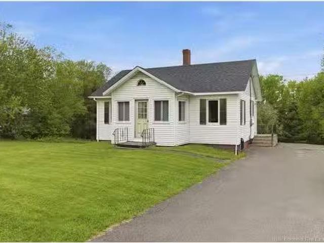 House for sale in Minto, Canning Parish