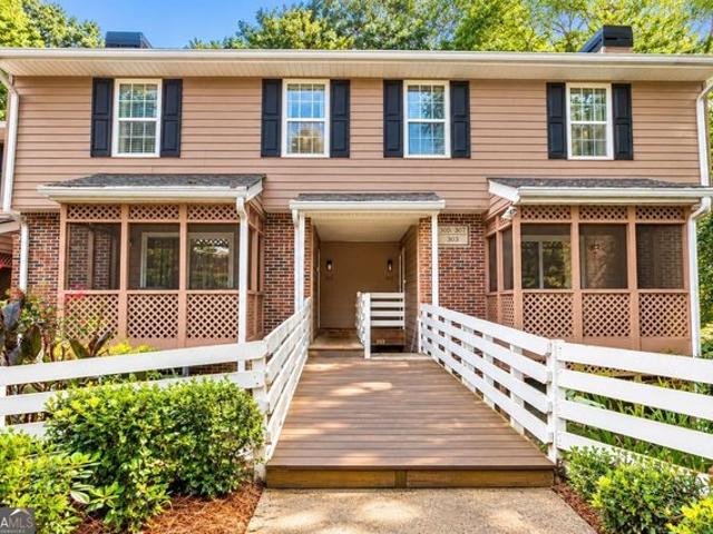 Condo for sale in Roswell, Fulton County