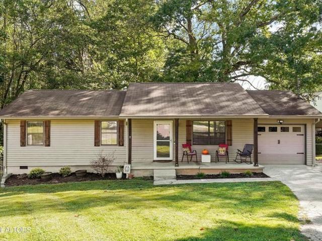 House for sale in Clinton, East Tennessee
