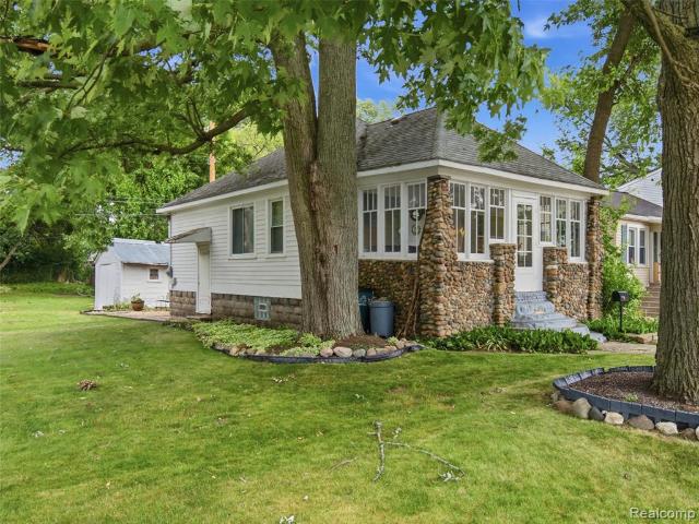 House for sale in Clawson, Michigan