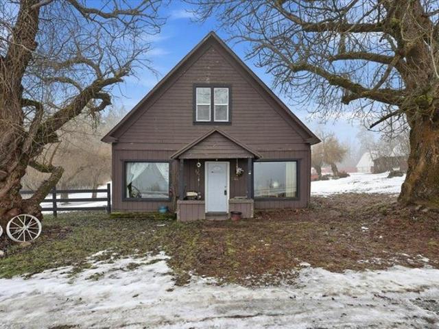 House for sale in Usk, Washington