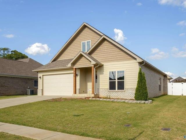 House for sale in Rogersville, Alabama