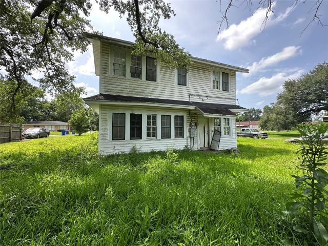 House for sale in Silsbee, Hardin County