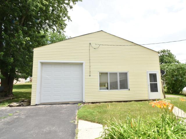House for sale in Earl Park, Indiana
