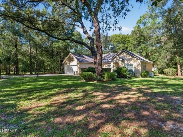 House for sale in Interlachen, Putnam County