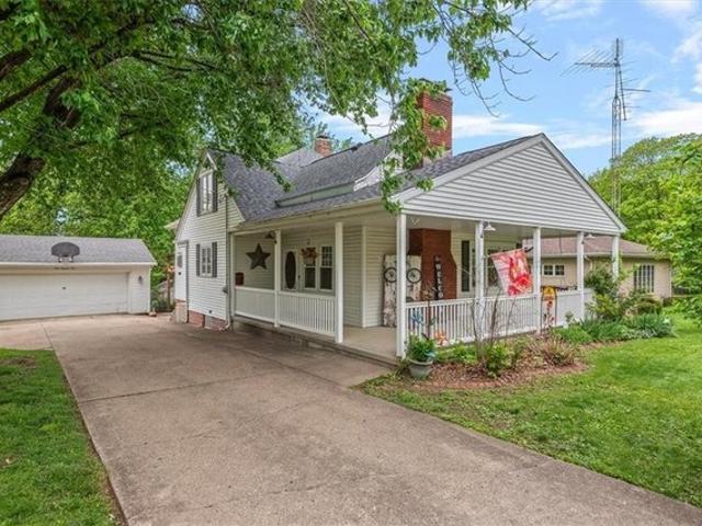 House for sale in Pana, Illinois
