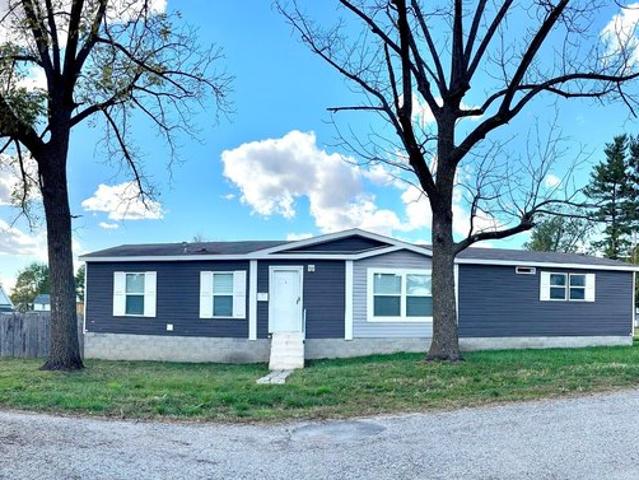 House for sale in Bicknell, Indiana
