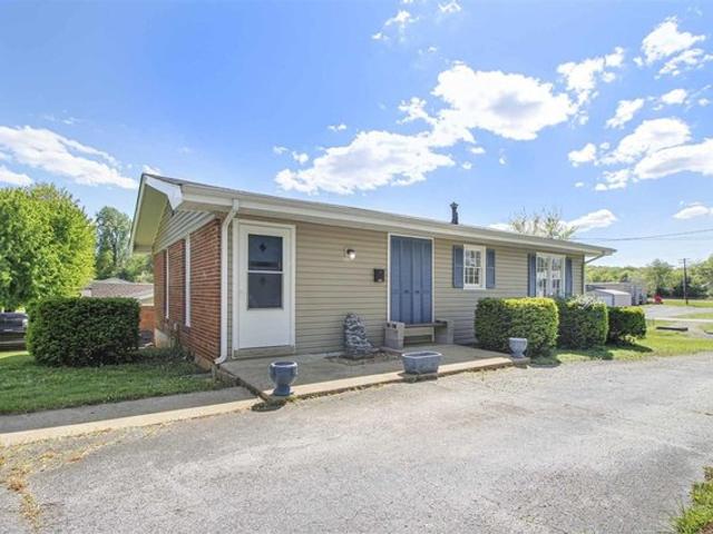 House for sale in Horse Cave, Hart County