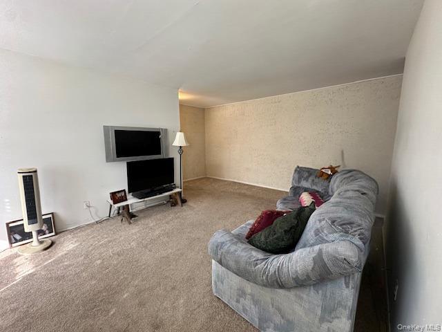 Condo for sale in Bohemia, New York