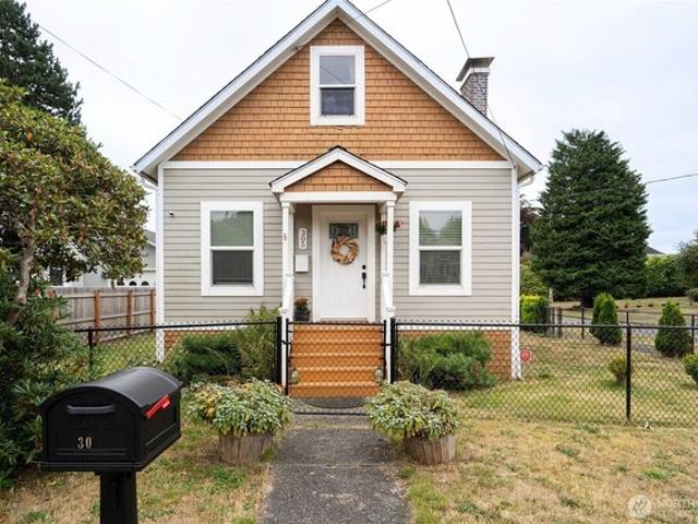 House for sale in Aberdeen, Washington