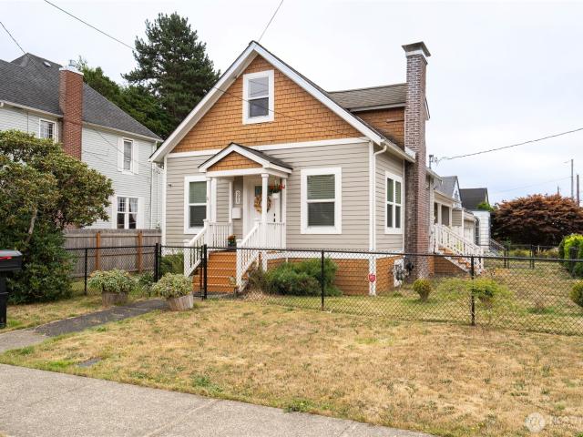 House for sale in Aberdeen, Washington