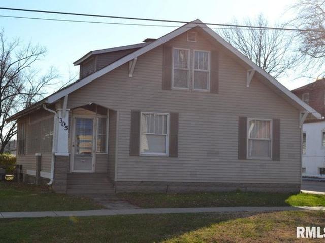 House for sale in Carbondale, Illinois