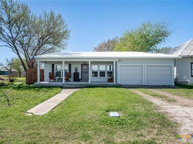 House for sale in Calhoun, Texas