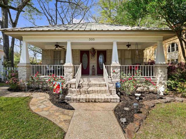 House for sale in Marion, Texas